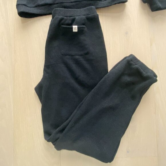 P'tula Soft Relaxed Waffle Knit Set in Black Size L Top/M Bottom  🖤 - Picture 11 of 17